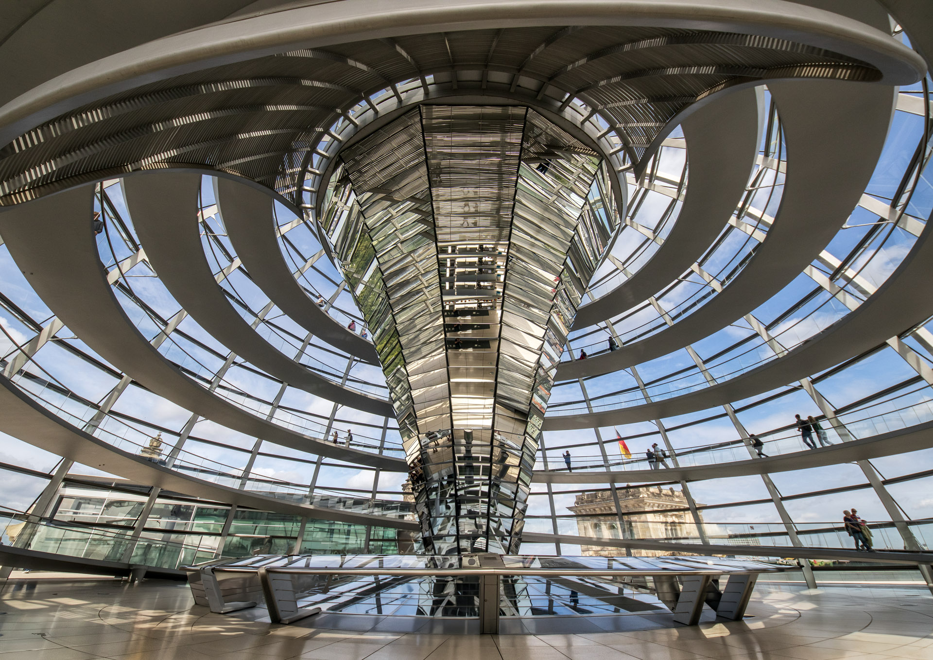 Berlino - Reichstag dome